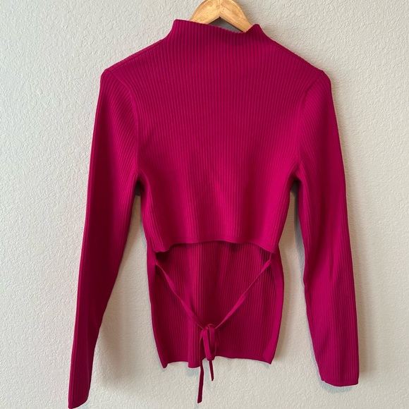 Babaton Sculpt Knit Tie-Back Sweater L - Picture 6 of 8